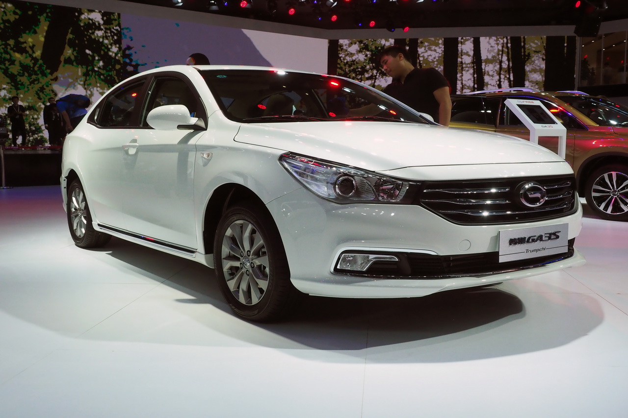 车展实拍:广汽传祺ga3s,要向兄弟gs4学习