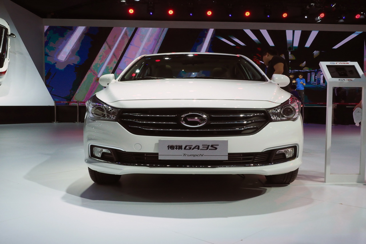 车展实拍:广汽传祺ga3s,要向兄弟gs4学习