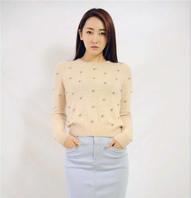 她在《壮士出川》中饰演川军上等兵王长生的妻子,现实清新丽质!