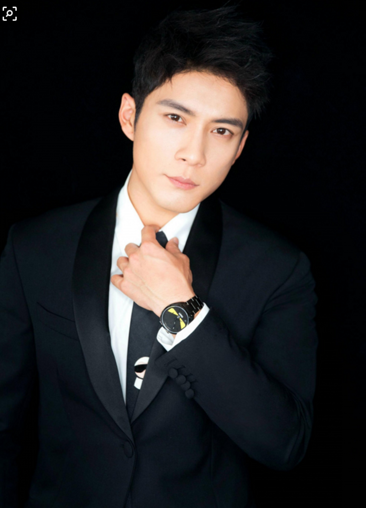 韩东君新剧《人生若如初相见》获赞,网友:他终于要火了!