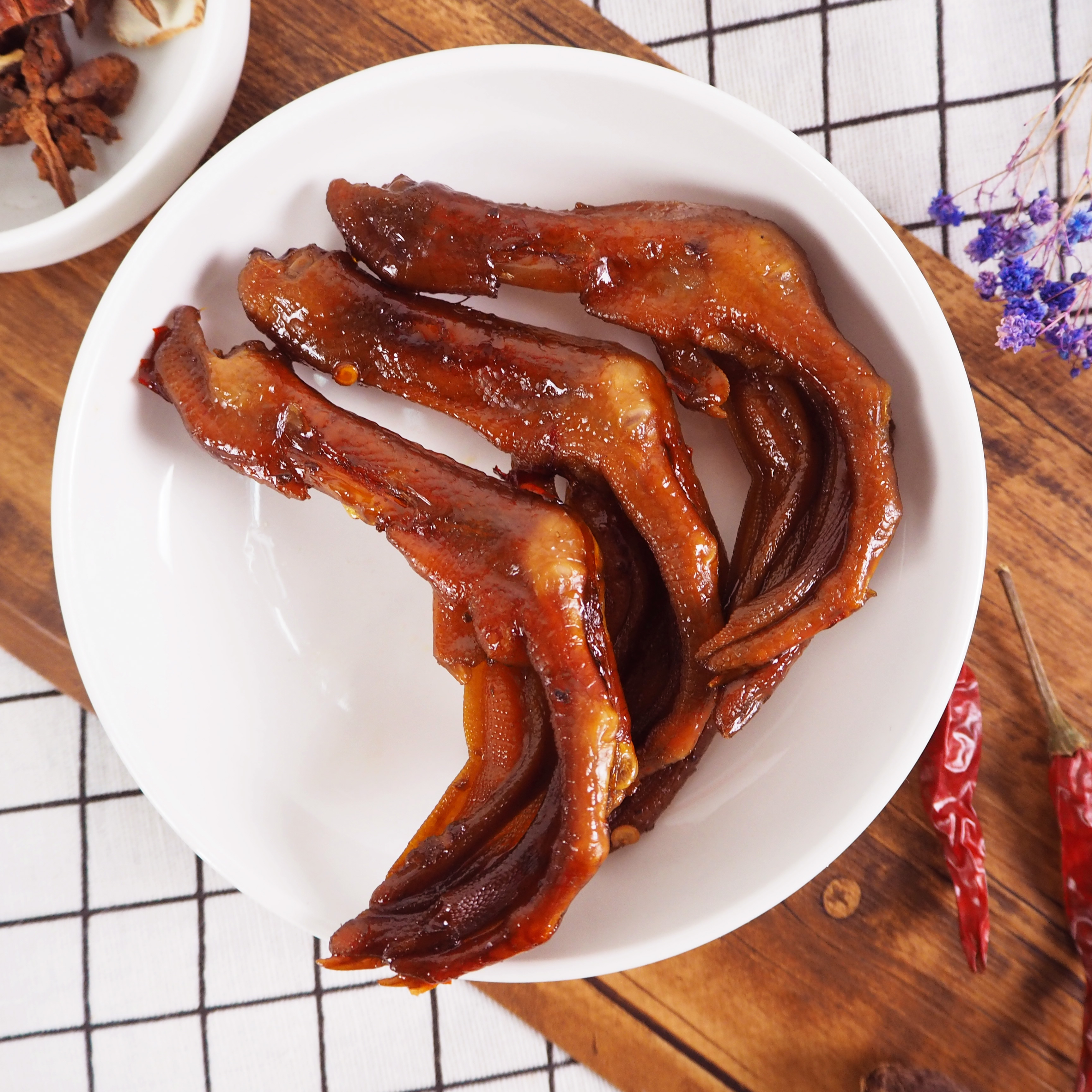 无锡马商到香辣鸭爪