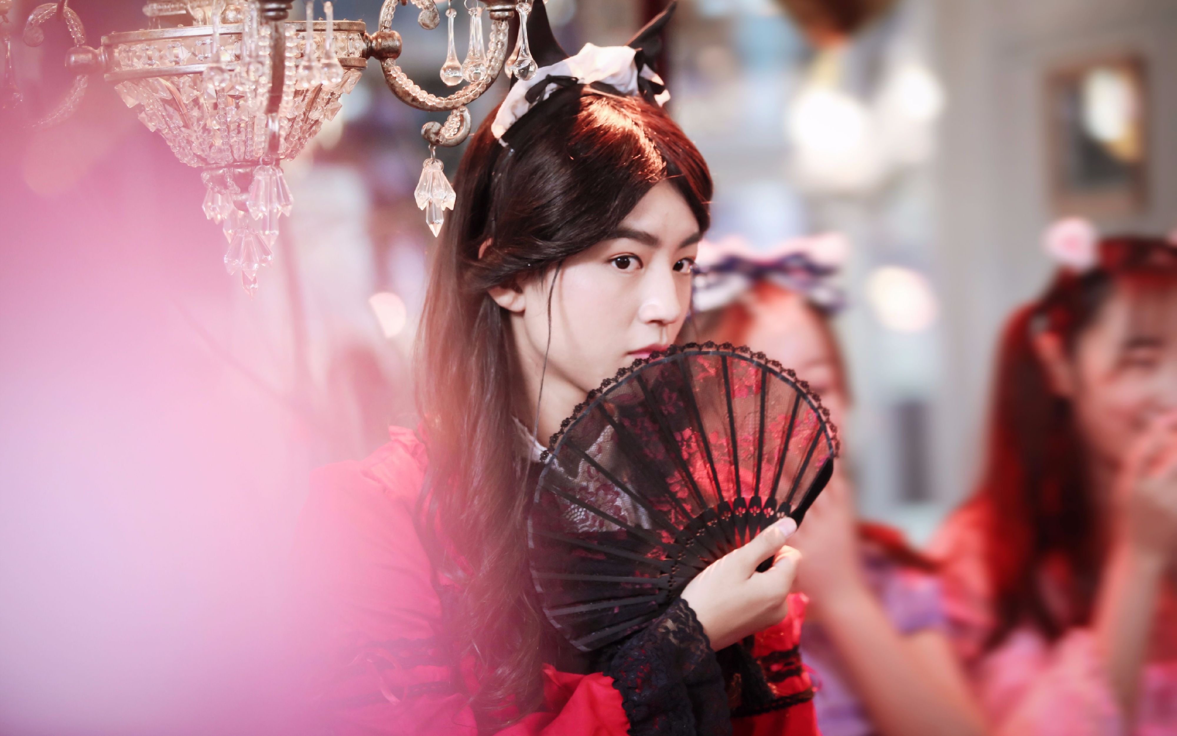 新生代软萌可攻的女装大佬,妩媚妖娆,我只服最后一个