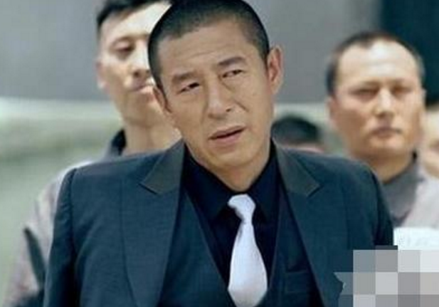 《征服》王大鹏生活近照,和孙红雷亲如兄弟,48岁孤身一人零绯闻