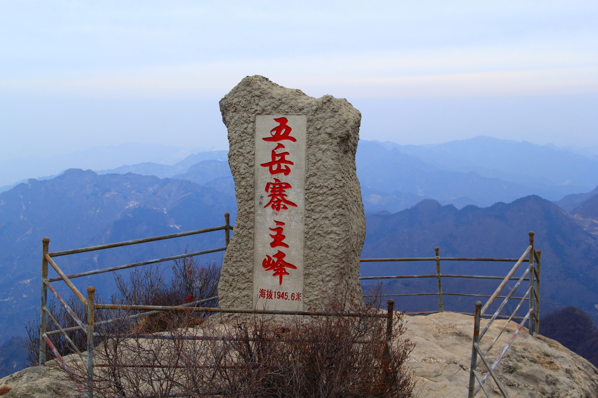 这里高山密林,寻奇涉幽,是你春游必去的地方