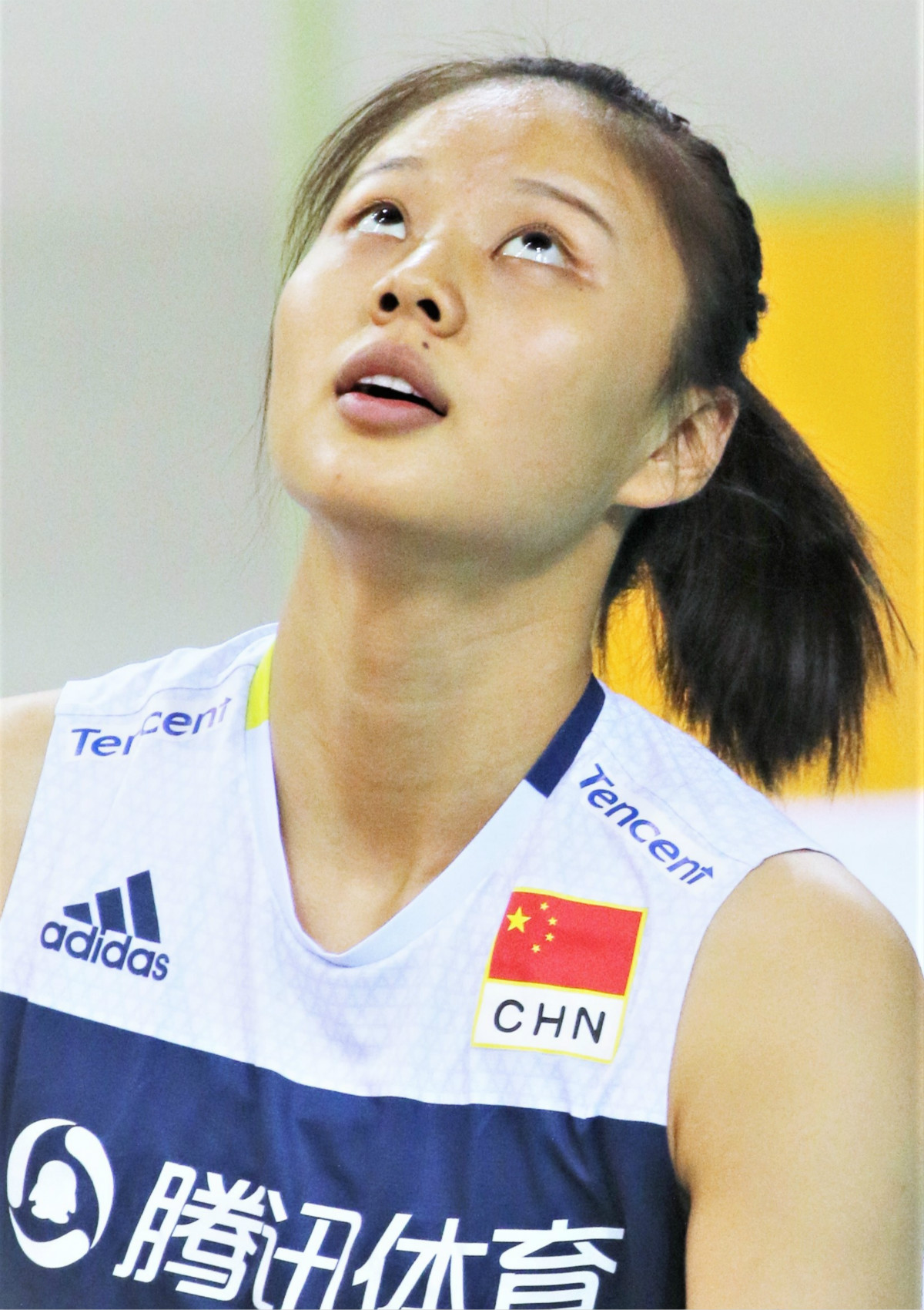 无路可退的龚翔宇反弹!单人扛起江苏女排大逆转 谁还说她是彩虹