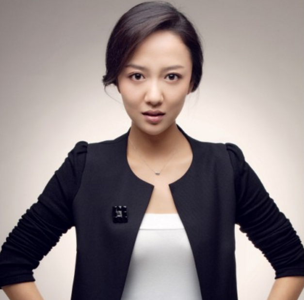 李奕娴是一个很好的演员,她演的每一个角色,每一出戏,都很认真