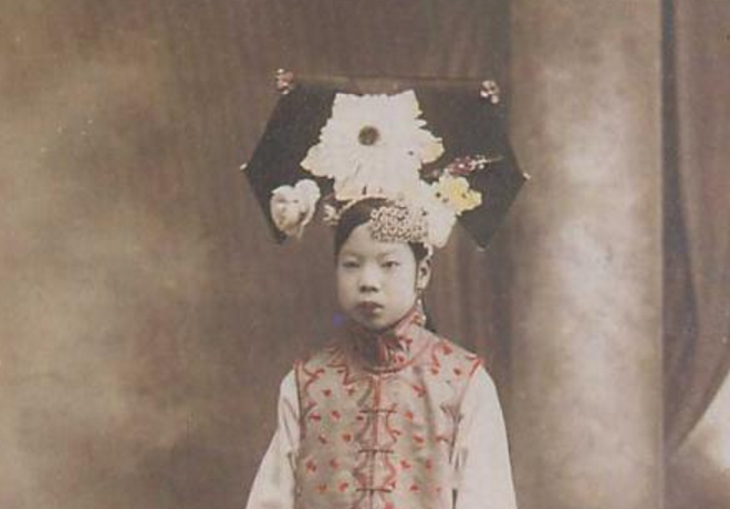 清朝四位嫔妃颜值pk:瑾妃垫底,文秀倒数,第一居然不是婉容