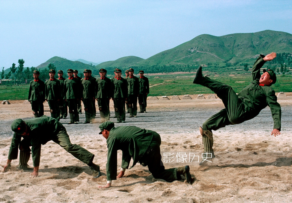 七十年代新兵训练图片图片