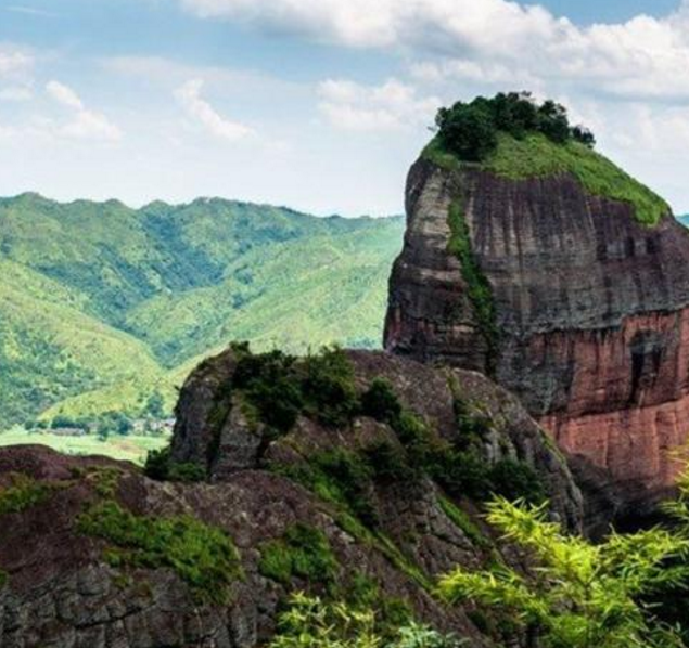 通天塔,不是可以到天宫的通路,而是仙女山公园的最高峰!