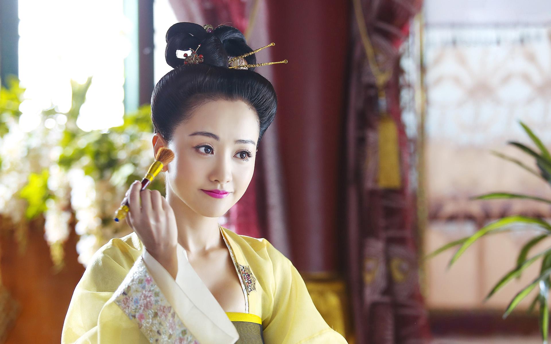 杨蓉饰演的古装造型中,饰演《云中歌》时的造型最美,你觉得呢