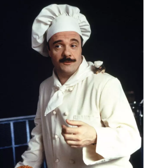 《捕鼠记》是带着强烈的夸张风格的喜剧电影,卡通味十足