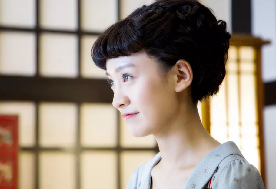 河神,人美声甜气质佳,有才学的市长千金肖兰兰