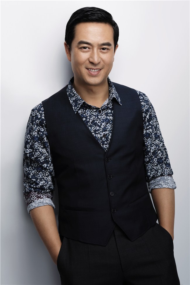 娱乐圈不仅流行小鲜肉,粉丝还开始喜欢上了大叔级别的明星了