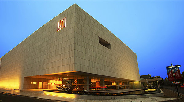 刘益谦的龙美术馆,亿元级藏品相当任性!