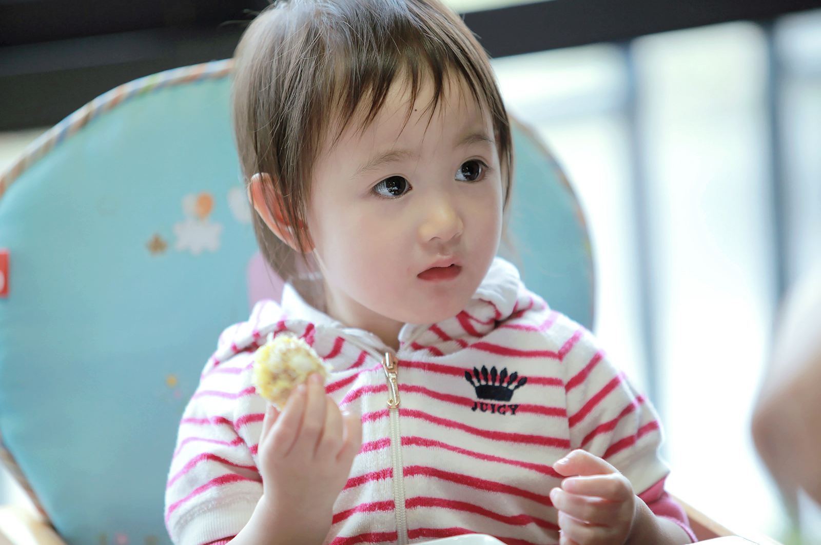 《爸爸回来了》里的小公主"女大十八变",而她最令人失望!