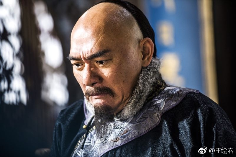 《少年包青天》中的庞太师,被称为王爷专业户,演技精湛的老戏骨
