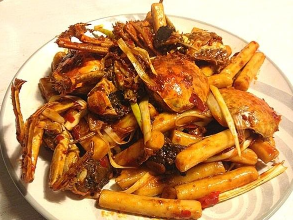 家常美味特色菜:螃蟹炒年糕,喜欢吃螃蟹的不要错过这一道菜