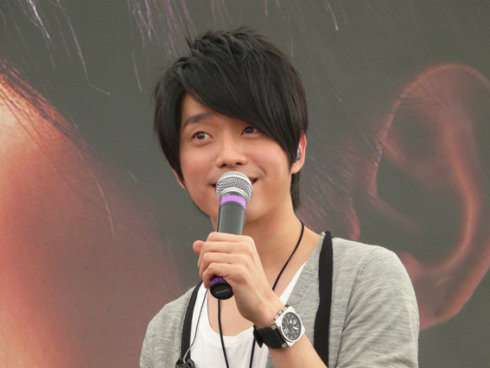 好久不见的马来西亚歌手,如今大变样,这样的张栋梁你还记得吗