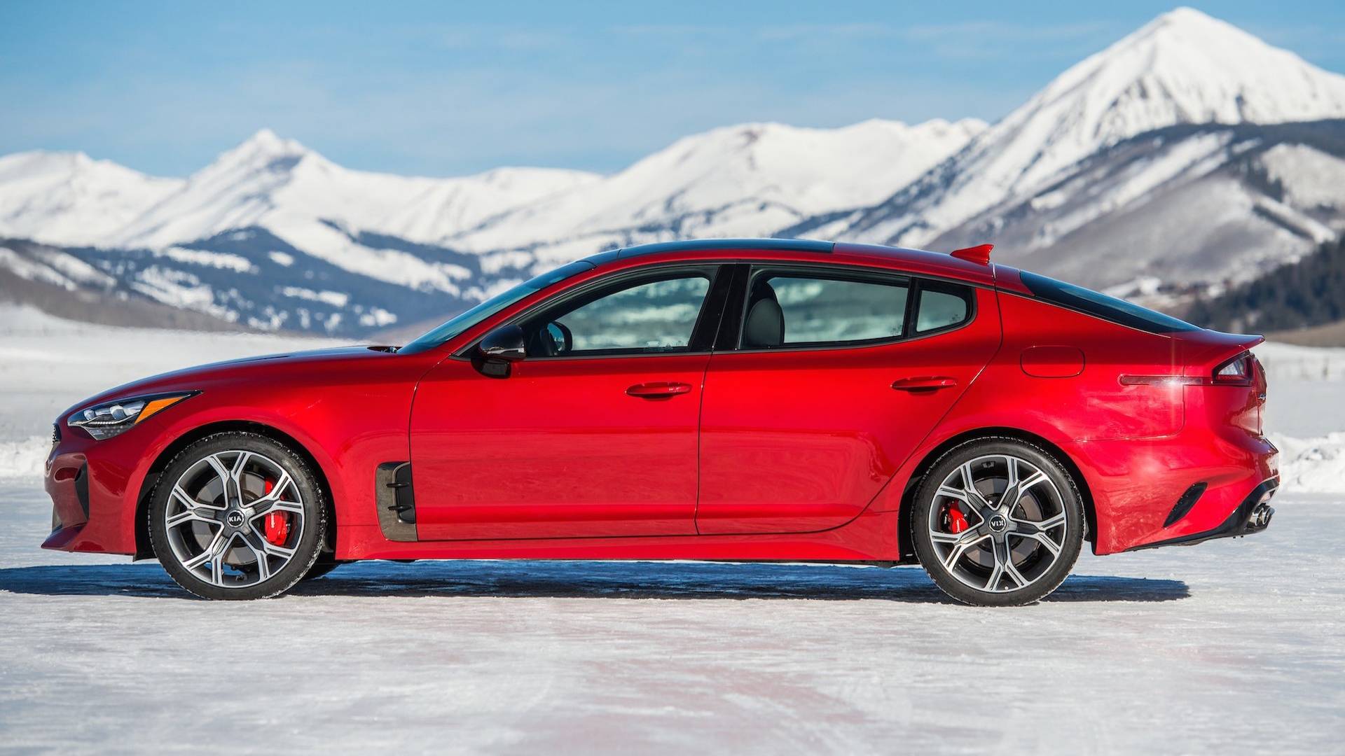 高配版2018款起亚毒刺在冰天雪地上测试