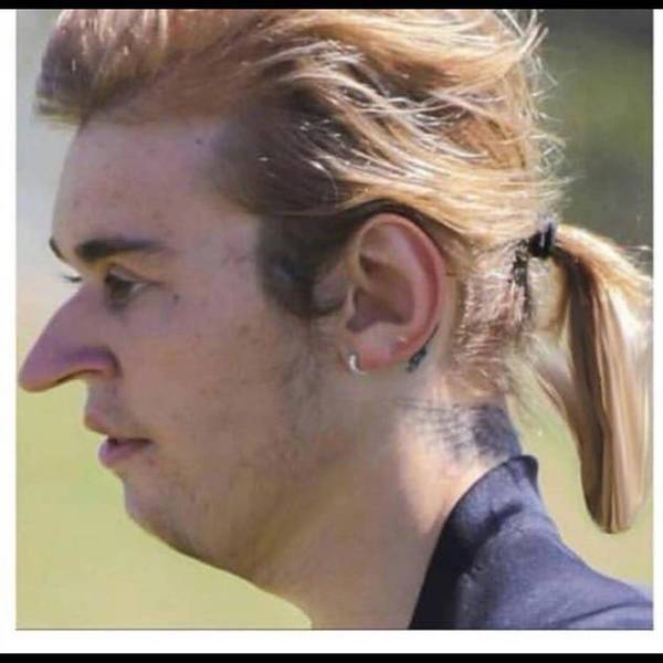 贾斯汀·比伯不受分手传闻影响 p神偷奶爸照片自黑