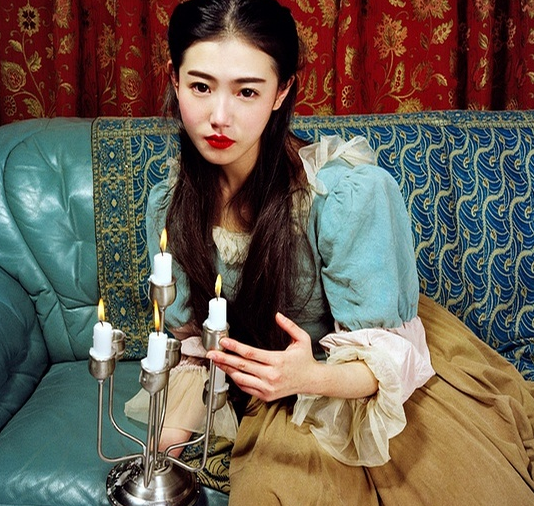 民国女神张辛苑完美驾驭各种衣服,连古装也妥妥拿下