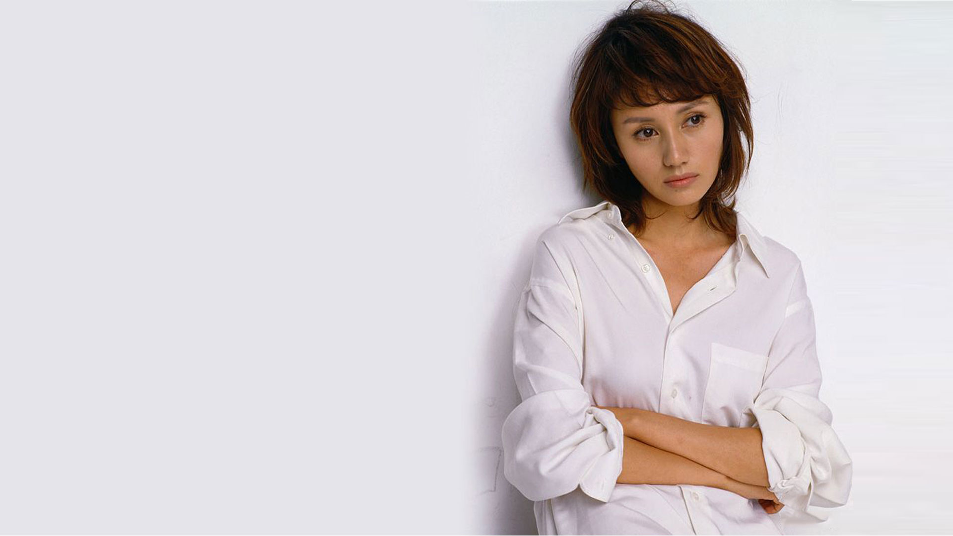 被22岁袁泉旧照惊艳到了,现实版的前半生!