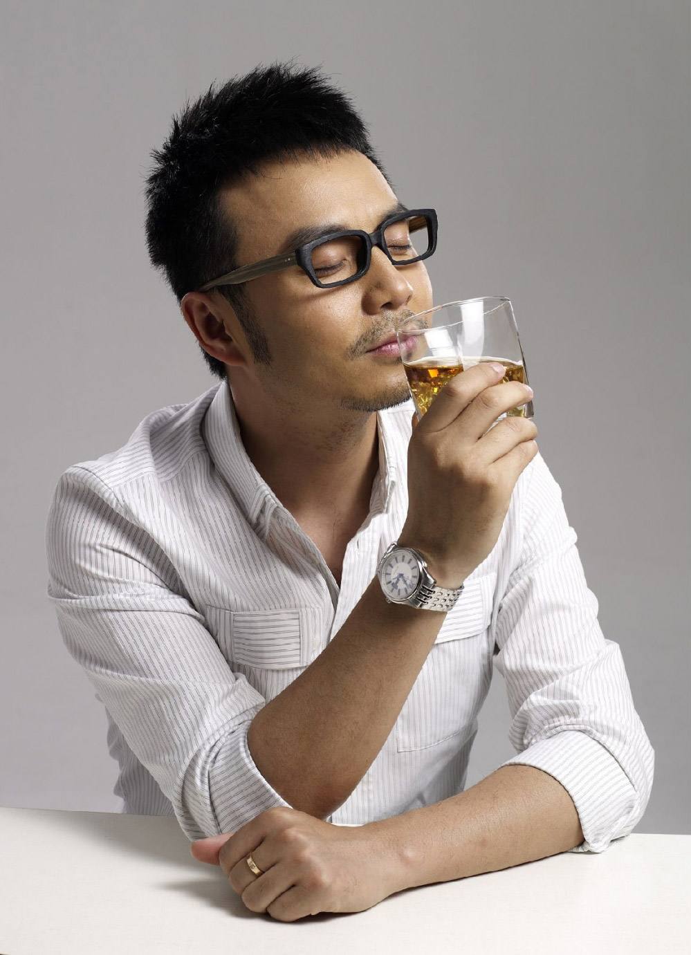 "最佳主持人"汪涵:他的博学与睿智,何炅没法比!网友怎么看?