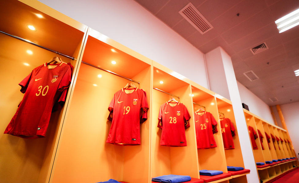 中国杯 带你走进国足更衣室