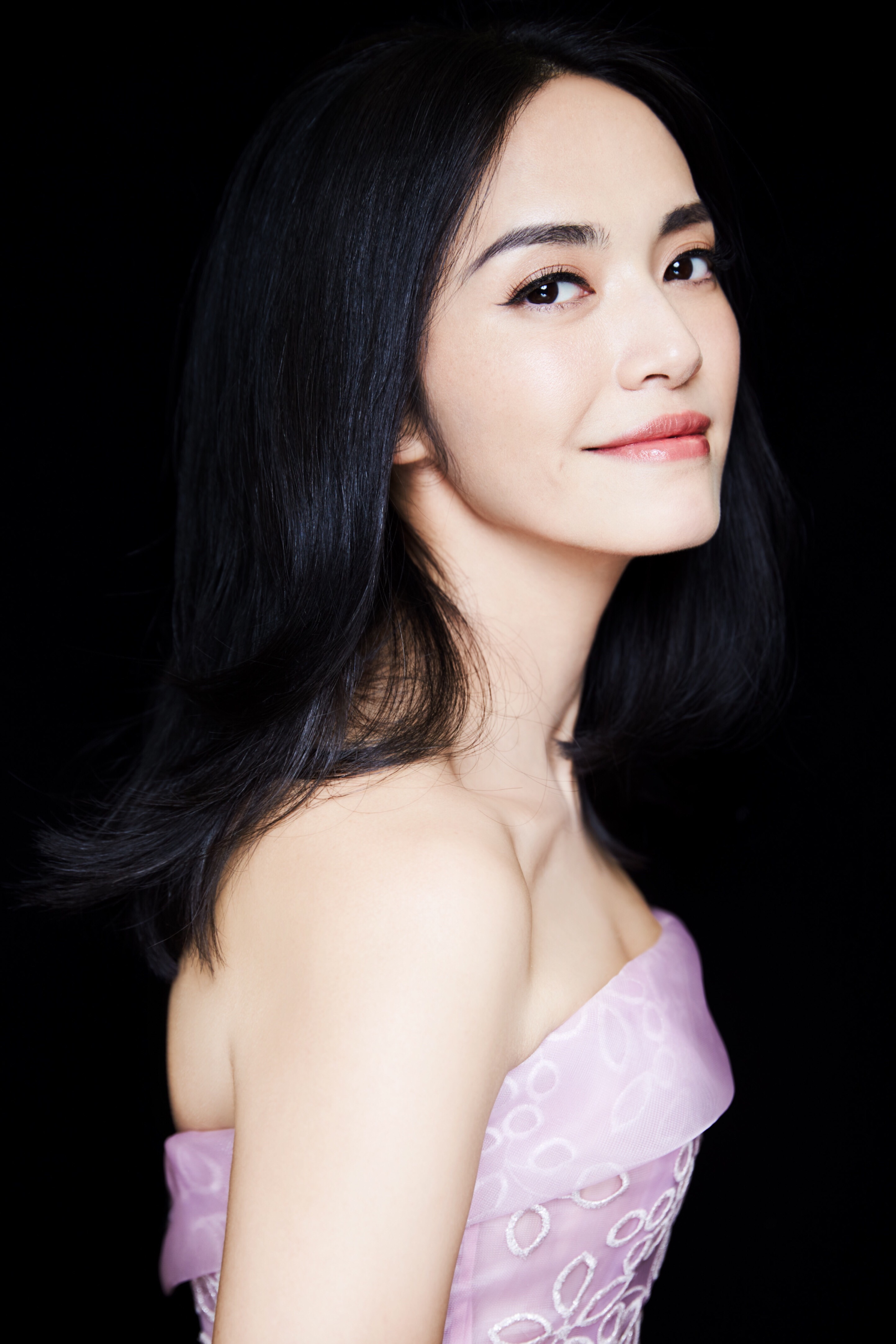 曾被评为亚洲最美面孔的姚晨居然整容了?姚晨这样回应!