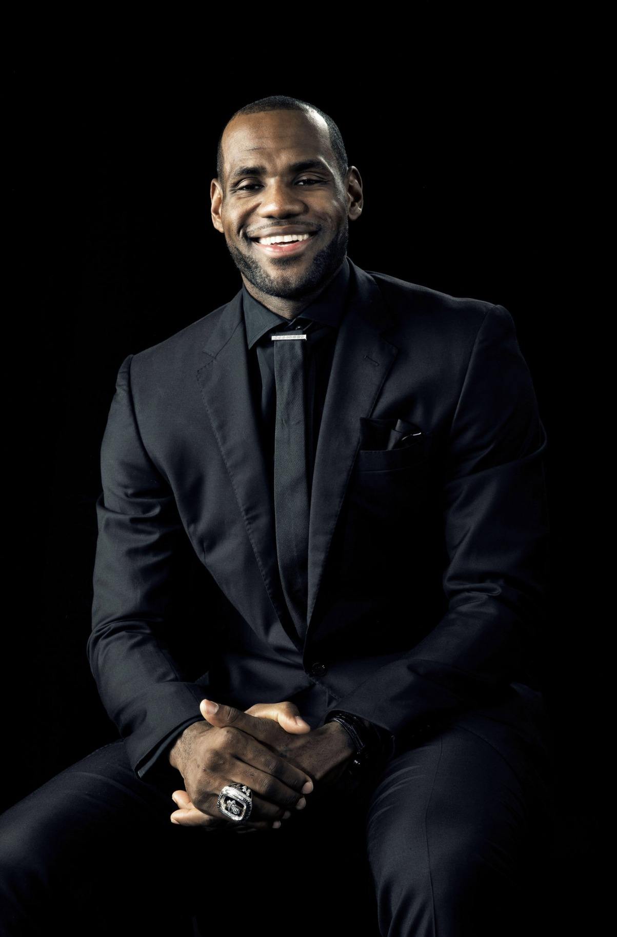 nba球星穿上西装谁最帅?不是韦德,不是库里,最强之人你猜不到