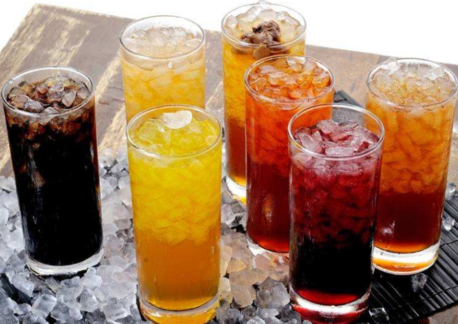 世界卫生组织公布的十大垃圾食品,你喜欢吃几种?网友:都喜欢吃