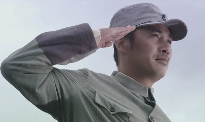 兼演员导演于一身的才子柳云龙,你在他身上看到军人的风骨了吗