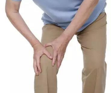 老人腿肌肉酸痛是怎么回事?该如何缓解呢?