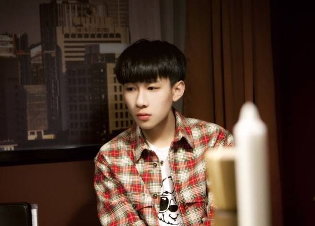 王乐乐直播秀才艺,人气狂减,刘一手连忙制止