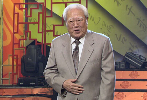 希望相声艺人们少一些勾心斗角,让这门艺术继续传承下去才是首位