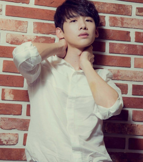 白敬亭满族名字叫什么?他真的不是富二代走上娱乐圈的吗