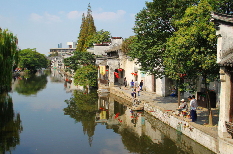 含山风景旅游区位于善琏镇南,京杭运河(含山塘)傍山而过