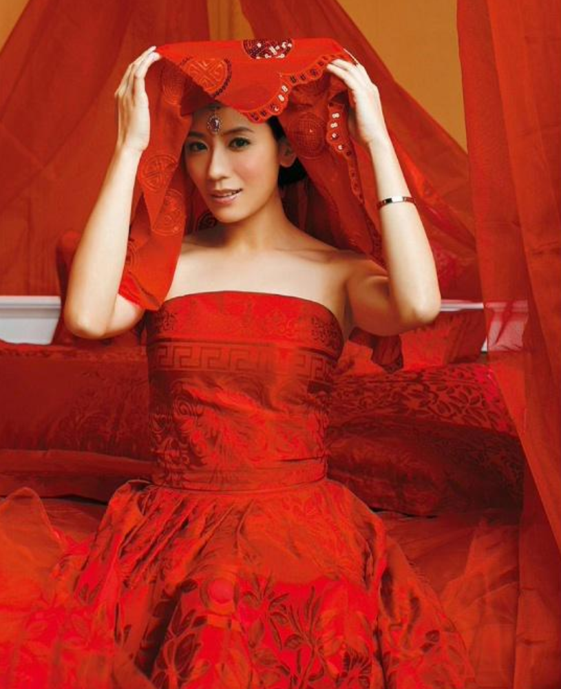 新娘掀盖头最美的瞬间,范冰冰杨幂上榜,第一真想娶了她!