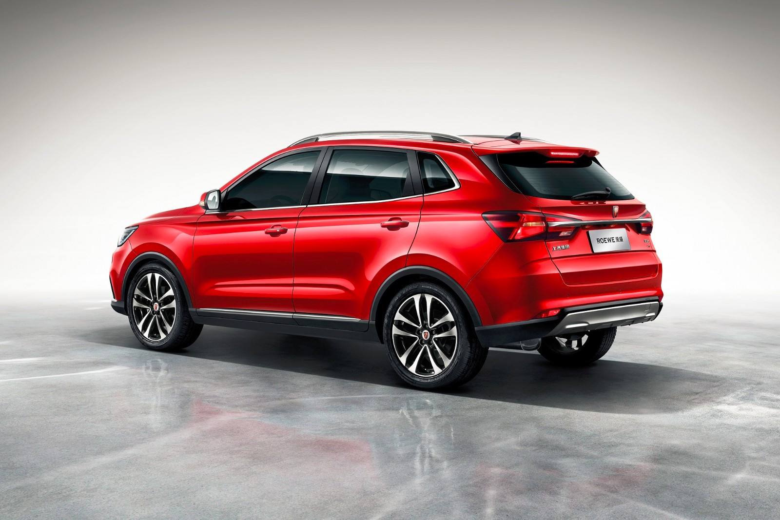 上汽荣威rx3惊艳来袭,外观时尚更霸气!