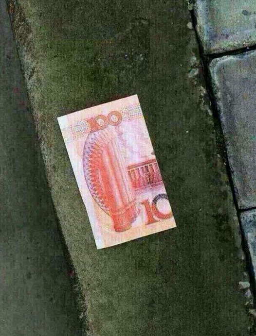 如果你在街上捡到了100块,这6种"烧烤"美食中你会买什么?