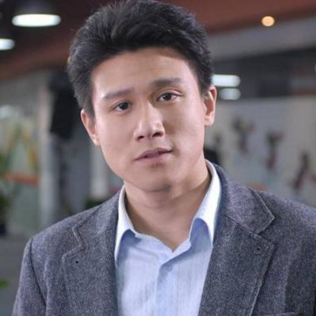 佟悦演技纯熟,与他有对手戏的老演员都对他的表演称赞有佳