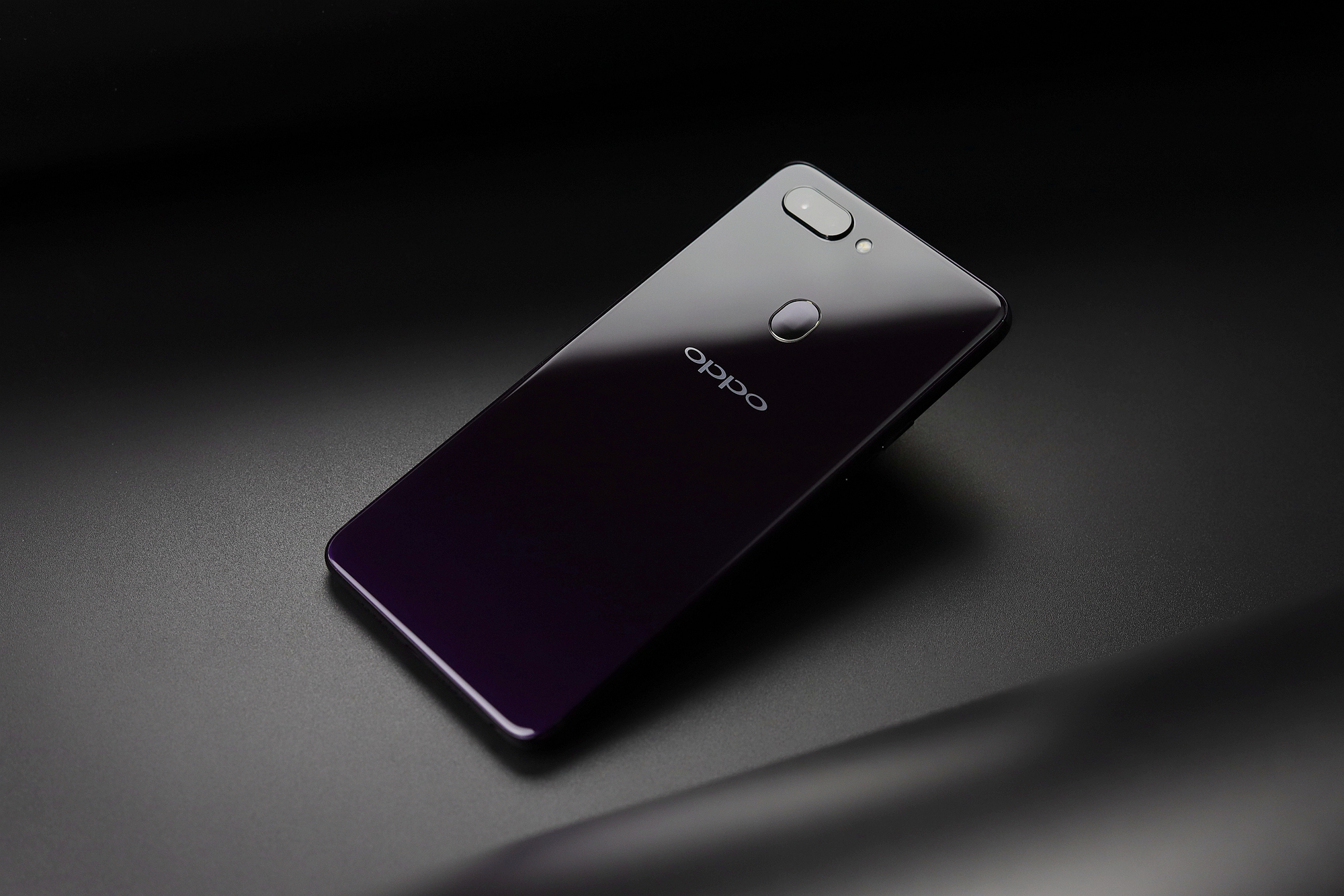 oppo r15真机图赏:这个颜值难以抵抗