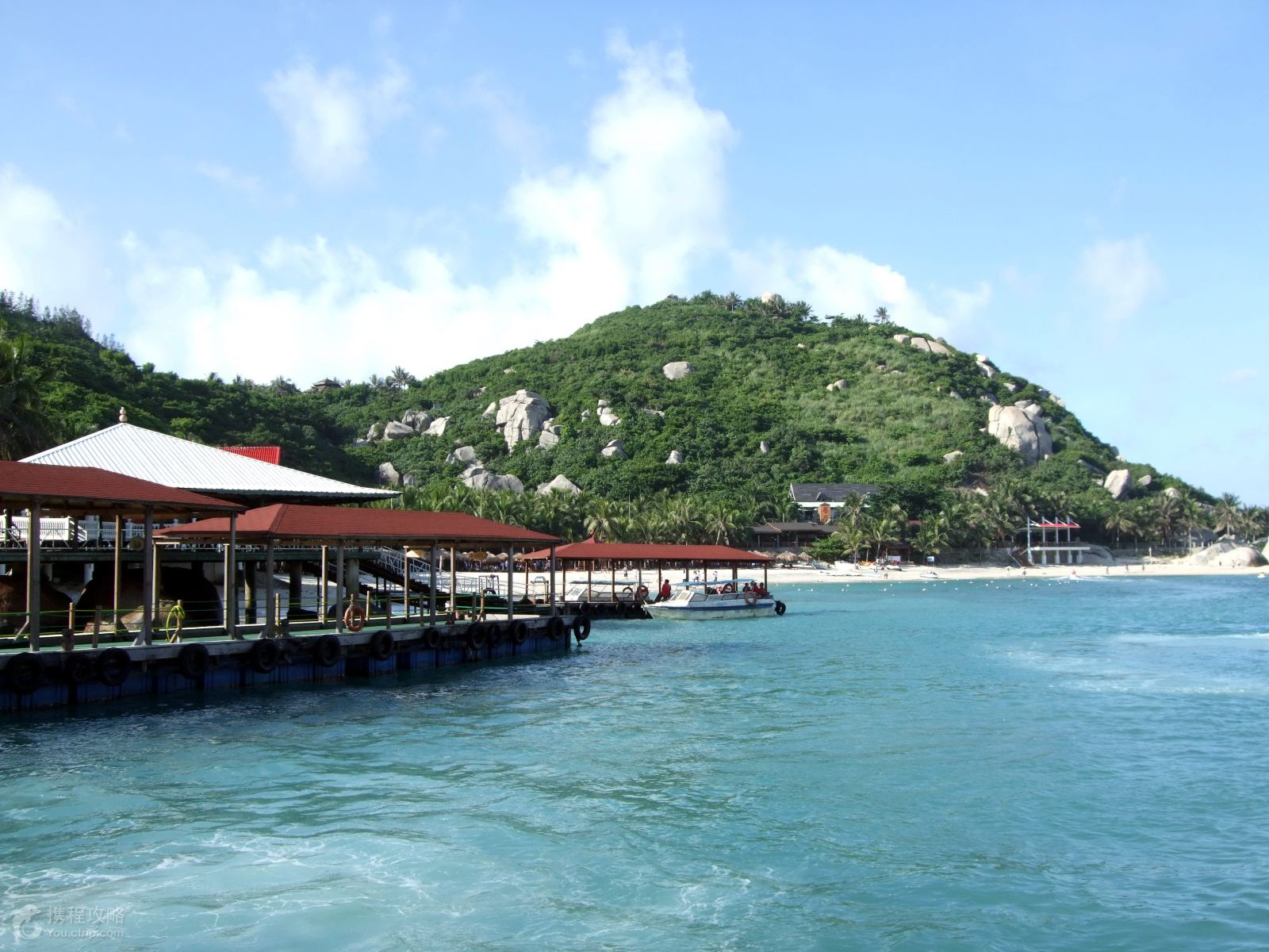 南波湾景色美丽无比,建成海南第一个海上城堡乐园