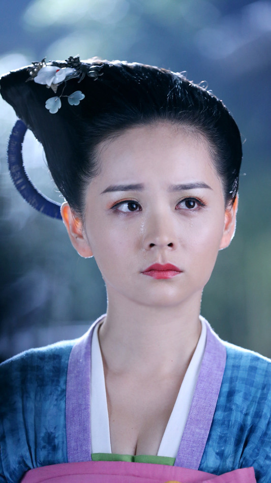 先是被人抛弃又遭无良公司坑钱最后变成女强人