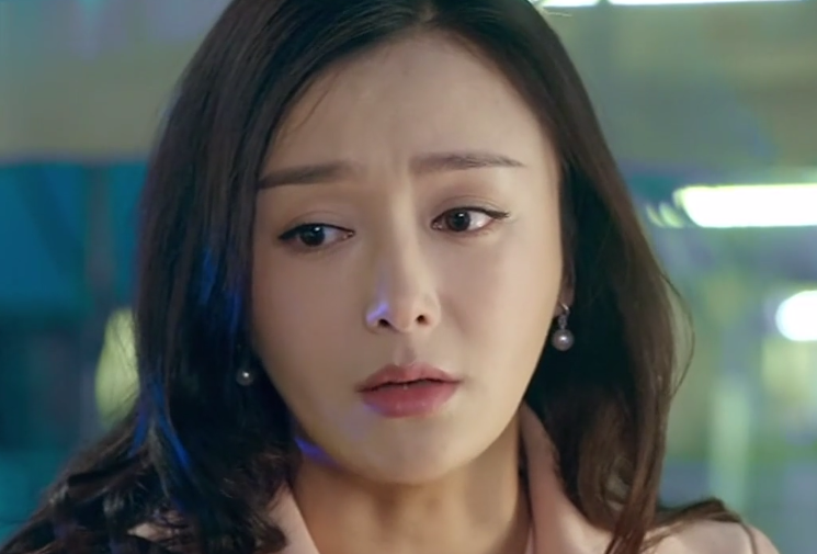 《咱们相爱吧》简放落入康兰温柔乡,思淳迷恋机长大叔