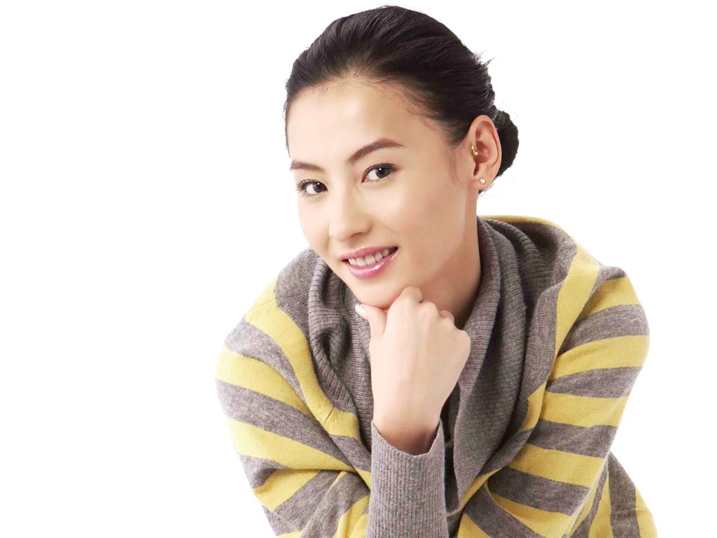 她在《语心愿之十一天零一夜》饰演秋男,和任贤齐参演的爱情片!