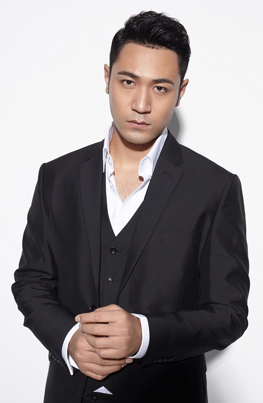 演员高健西装写真来袭"男人味"爆棚秒杀全场