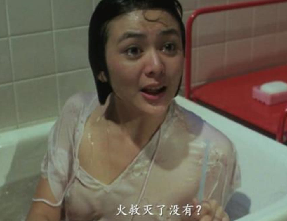 不穿内衣就上场拍戏的女星盘点,网友:我只服关之琳和黎姿