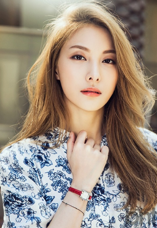 朴奎利是kara成员队内一直认同的最可靠的成员,人美声甜