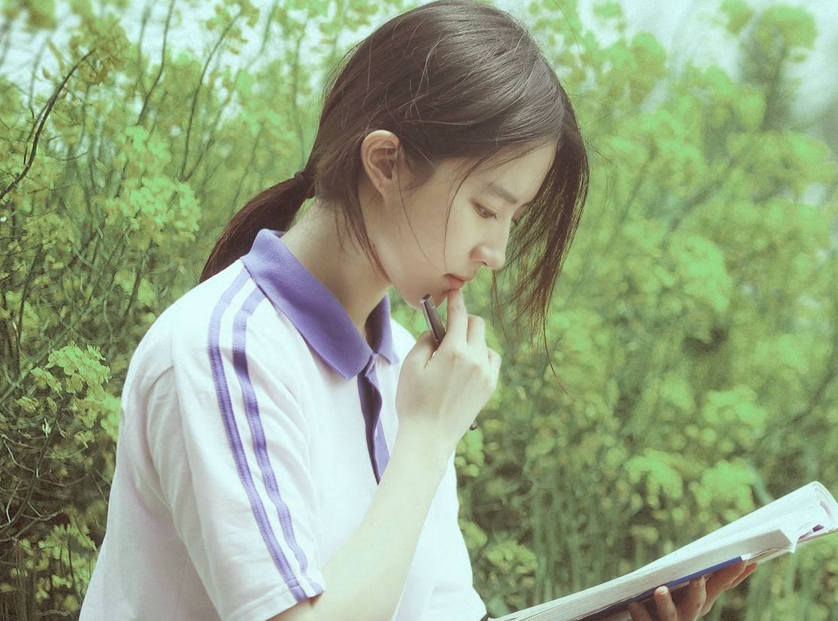 名字超长的5位女星,迪丽热巴全名长达9字,但是她的比热巴还长!